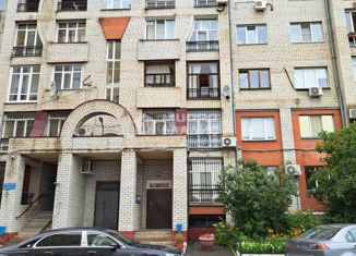 3-комнатная квартира на продажу, 125.6 м2, Омская область, улица Сергея Лазо, 21