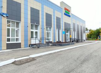 Продаю 3-ком. квартиру, 60.6 м2, поселок Юго-Камский, улица Металлистов, 4