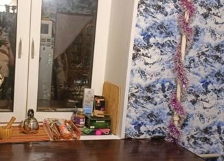 Продаю однокомнатную квартиру, 31 м2, Нижний Новгород, улица Сурикова, 10, улица Сурикова