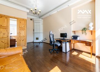 Продаю 3-комнатную квартиру, 117.2 м2, Санкт-Петербург, Суворовский проспект, 36, Суворовский проспект