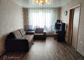 Продаю 4-комнатную квартиру, 64 м2, Татарстан, проспект Мира, 99