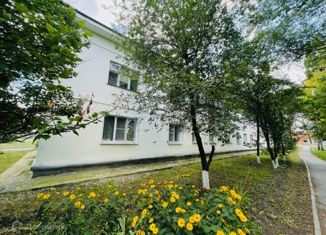 Продажа 2-комнатной квартиры, 42.5 м2, Алексеевка, Комсомольская улица, 108