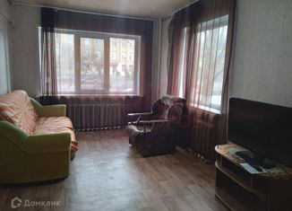 Сдается двухкомнатная квартира, 41 м2, Волгоград, улица Дзержинского, 47, Тракторозаводский район