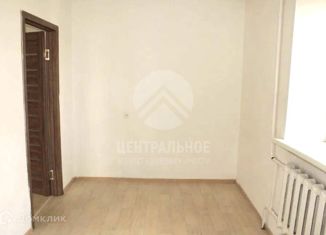 Продажа 3-ком. квартиры, 60 м2, Новосибирск, улица Олеко Дундича, 1, улица Олеко Дундича