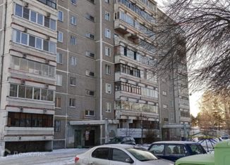 Продам 4-ком. квартиру, 77 м2, Екатеринбург, Варшавская улица, 2Б, Варшавская улица
