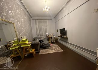 Продам 3-ком. квартиру, 93.7 м2, Москва, улица Менжинского, 20к1, улица Менжинского