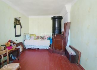 Продаю трехкомнатную квартиру, 71 м2, Боровичи, Колхозная улица, 5