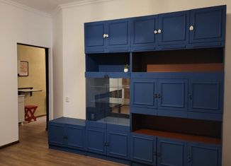 Продается 1-комнатная квартира, 30 м2, Нальчик, улица Чехова, 54, район Центр