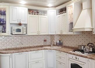 Двухкомнатная квартира на продажу, 62.5 м2, Нижний Новгород, улица Героя Советского Союза Васильева, 10А, метро Комсомольская