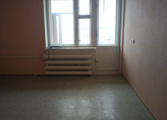 Продается 3-комнатная квартира, 62.6 м2, поселок городского типа Степное, улица Димитрова, 42