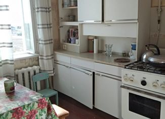 Продается 2-ком. квартира, 48.1 м2, поселок городского типа Мирный, улица Сырникова, 19