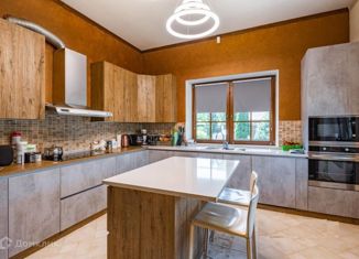 Продам дом, 550 м2, посёлок Ивановское