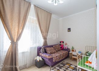 Продам 2-ком. квартиру, 48 м2, Ростов-на-Дону, Первомайский район, Вятская улица, 73