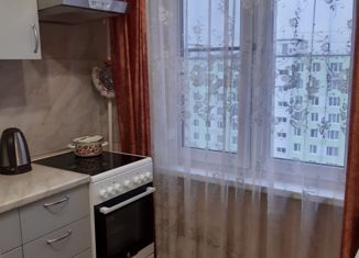 Комната в аренду, 55 м2, Москва, улица Маршала Катукова, 17к2, метро Строгино