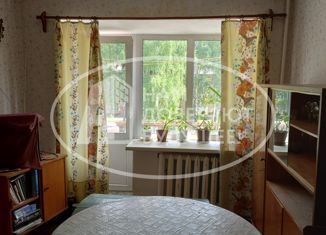 Продаю 2-комнатную квартиру, 42 м2, Кудымкар, улица Гагарина, 14