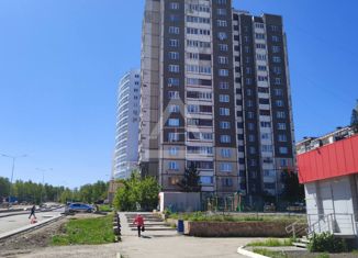 Продажа 2-комнатной квартиры, 50.7 м2, Челябинск, Комсомольский проспект, 120