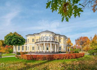 Сдача в аренду дома, 700 м2, дачный посёлок Лесной Городок, Фасадная улица