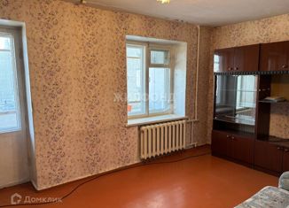 Продается двухкомнатная квартира, 40.7 м2, Новосибирск, улица Бориса Богаткова, 163/6, метро Берёзовая роща