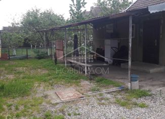 Продаю дом, 70 м2, Нальчик, район Центр, площадь 400-летия