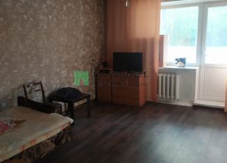 Продам трехкомнатную квартиру, 56 м2, Ижевск, улица имени Вадима Сивкова, 152, Центральный жилой район