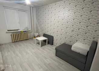 Продается трехкомнатная квартира, 62.8 м2, Екатеринбург, Кировский район, Советская улица, 58