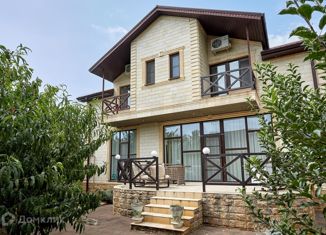 Продается дом, 394.6 м2, посёлок городского типа Яблоновский, Ленинградская улица, 1/1