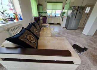 Продам дом, 120 м2, село Кневичи, улица Марии Цукановой, 5