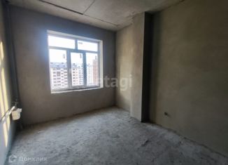 Продаю 2-ком. квартиру, 68 м2, Нальчик, район Хладокомбинат, улица Шарданова, 52