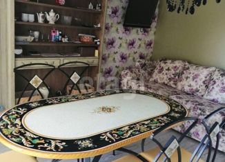 Продаю 3-комнатную квартиру, 82 м2, посёлок городского типа Гурзуф, улица Подвойского, 9