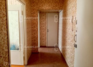 Продается 2-комнатная квартира, 51.5 м2, Волгоградская область, улица Менжинского, 19