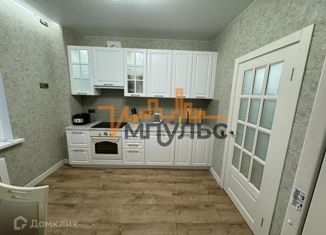 Продам 2-ком. квартиру, 64 м2, Белгород, улица Шаландина, 5А