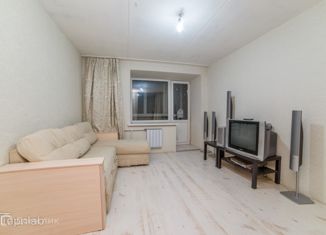 Продаю двухкомнатную квартиру, 43 м2, Екатеринбург, проспект Седова, 30, проспект Седова