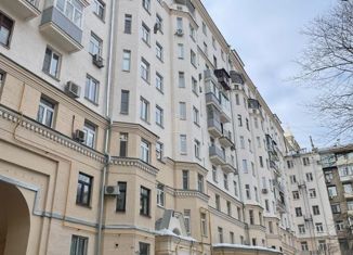 Сдается 2-комнатная квартира, 57 м2, Москва, улица Хамовнический Вал, 2, метро Ленинский проспект
