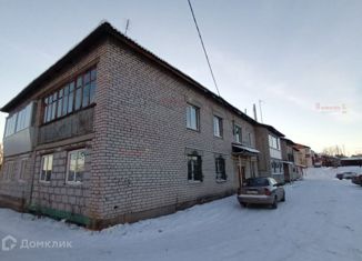 Продается 2-комнатная квартира, 44 м2, посёлок Арамиль, улица Ломоносова, 4