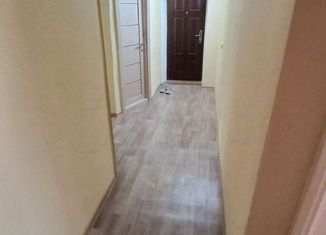 Двухкомнатная квартира на продажу, 42 м2, посёлок городского типа Комсомольское, Шоссейная улица, 11