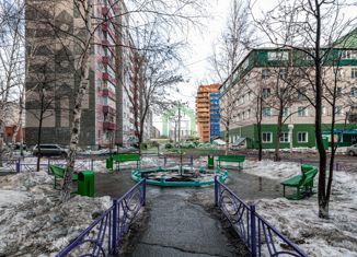 Продаю 3-ком. квартиру, 66.7 м2, Красноярск, улица Урванцева, 4