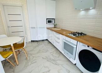 Продам двухкомнатную квартиру, 70 м2, Смоленская область, проспект Гагарина, 47