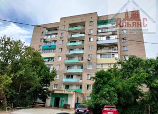 3-ком. квартира на продажу, 68.2 м2, Ахтубинск, улица Жуковского, 2А