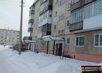 Продаю двухкомнатную квартиру, 44 м2, Реж, улица Калинина, 12/3