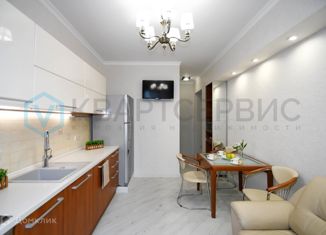 Продам 1-ком. квартиру, 42.5 м2, Омск, улица Ленина, 49