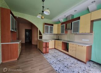 Продам трехкомнатную квартиру, 102 м2, Краснодарский край, улица Бульварное Кольцо, 7/1