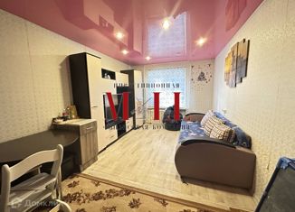 Продам комнату, 17.4 м2, Полевской, улица Розы Люксембург, 10