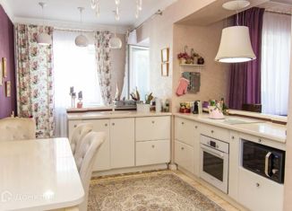 Продажа четырехкомнатной квартиры, 214.9 м2, Архангельск, проспект Советских Космонавтов, 55