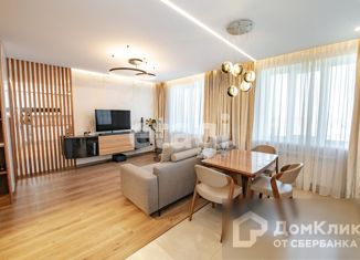 Продается четырехкомнатная квартира, 124 м2, Владивосток, улица Прапорщика Комарова, 45, Ленинский район