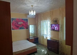 Сдаю двухкомнатную квартиру, 31 м2, Керчь, улица Петра Алексеева, 6