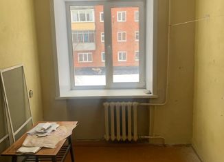 Продаю 2-комнатную квартиру, 42 м2, Кемеровская область, Восточная улица, 20