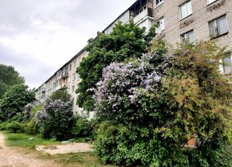 Продам 2-ком. квартиру, 42 м2, Приозерск, улица Ленина, 38