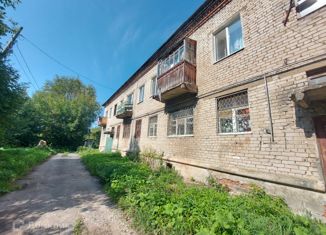 Продается 2-комнатная квартира, 37 м2, Березники, улица Фрунзе, 8