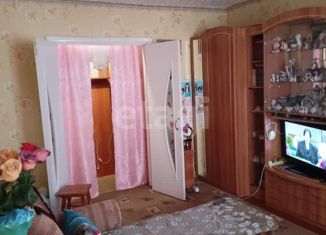 Продам 2-ком. квартиру, 48 м2, Алапаевск, улица Николая Островского, 12К2