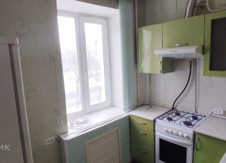 Сдаю двухкомнатную квартиру, 60 м2, Озёрск, проспект Победы, 19